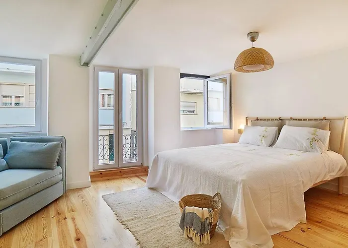 Appartement Modern Flat With Double Patio Right Next To Estrela Gardens