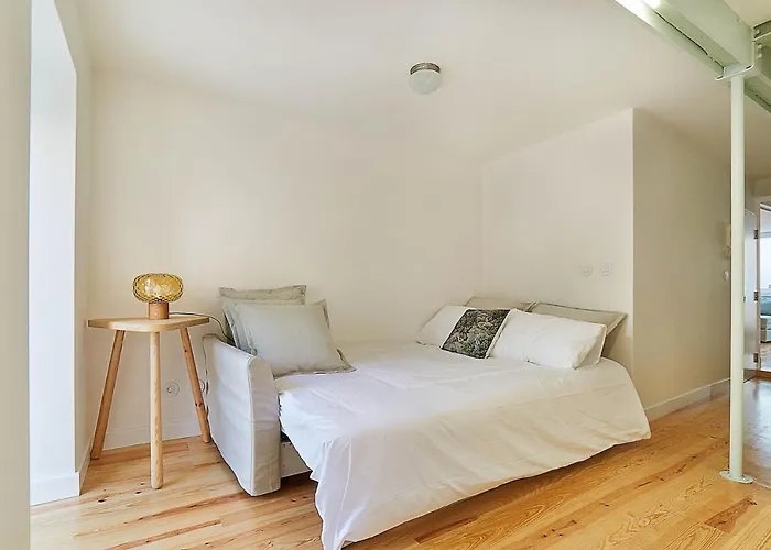 Modern Flat With Double Patio Right Next To Estrela Gardens Διαμέρισμα