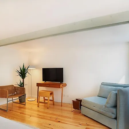 Modern Flat With Double Patio Right Next To Estrela Gardens *